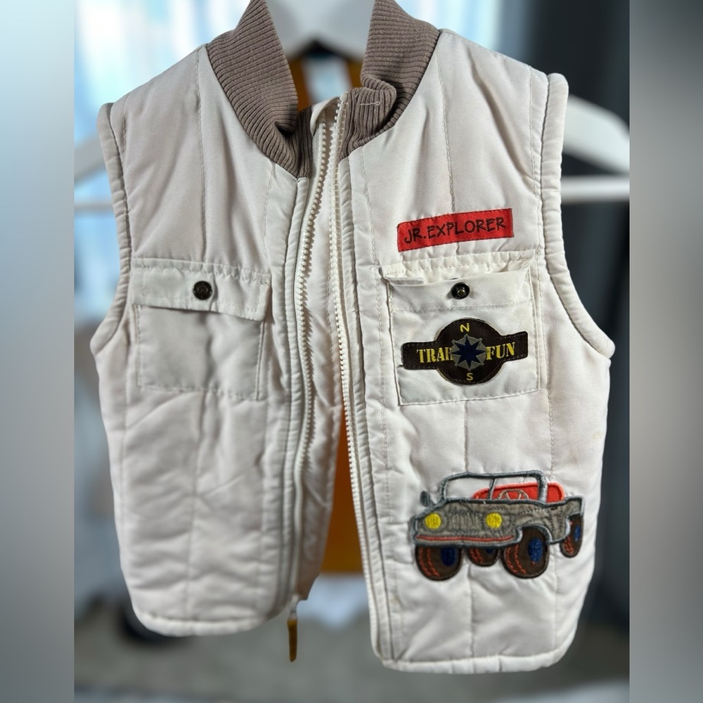Kids explorer and Jeep vest 4T